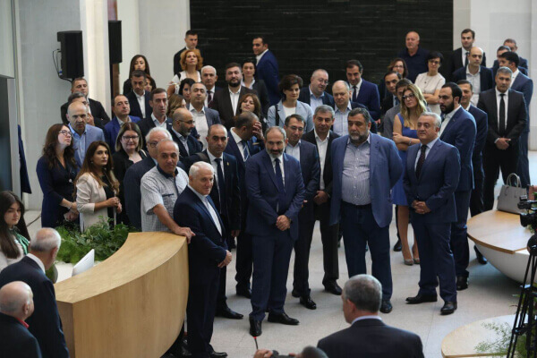RA Prime Minister vistiting Kamar Business center
